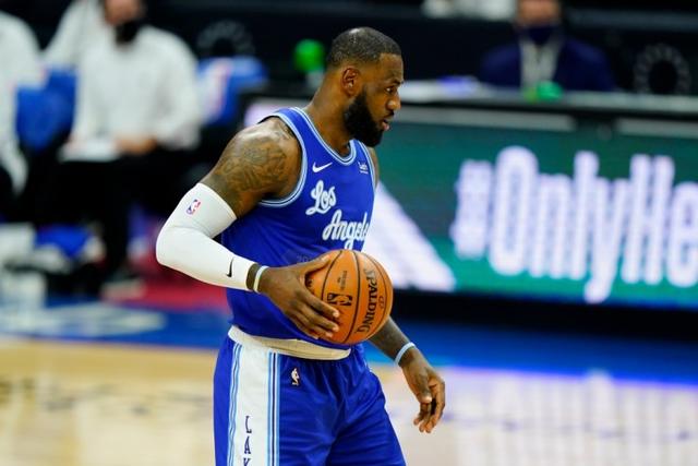 热火大胜60分送开拓者9连败 KD26分太阳负雷霆