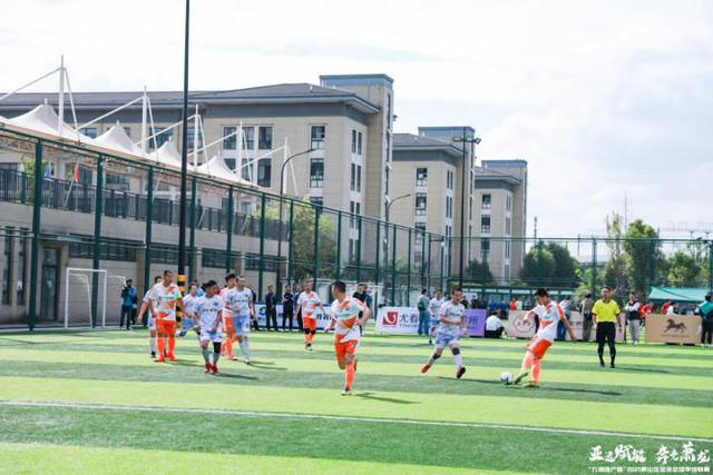 胡金秋23+12赵岩昊16分 广厦5人上双大胜山西